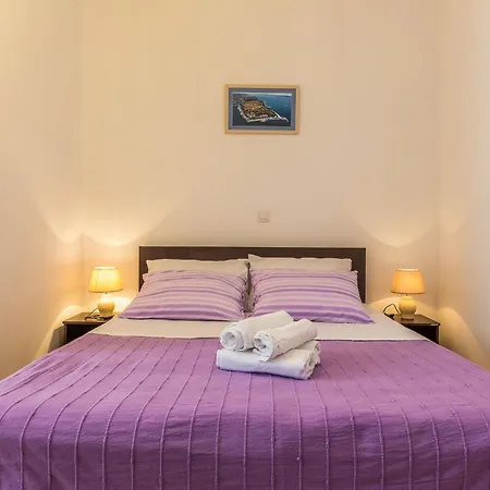 Secret & Stylish Hideaway Old Town *